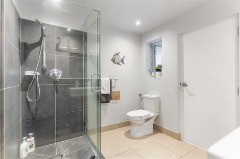 Photo of property in 13 Callender Place, Shelly Park, Auckland, 2014