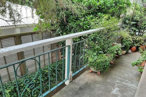 Photo of property in 14 Miro Street, Eastbourne, Lower Hutt, 5013