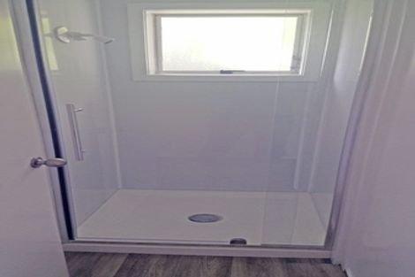 Photo of property in 129 Settlement Road, Papakura, 2110