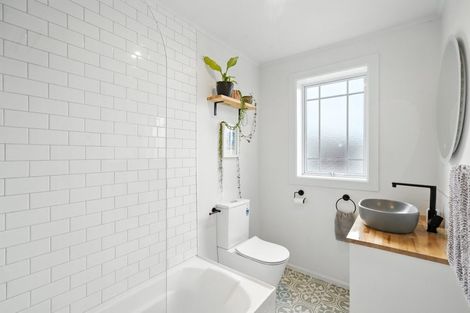 Photo of property in 7 Ostler Place, Hoon Hay, Christchurch, 8025