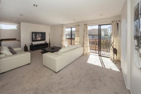 Photo of property in 145 Weatherly Road, Torbay, Auckland, 0630