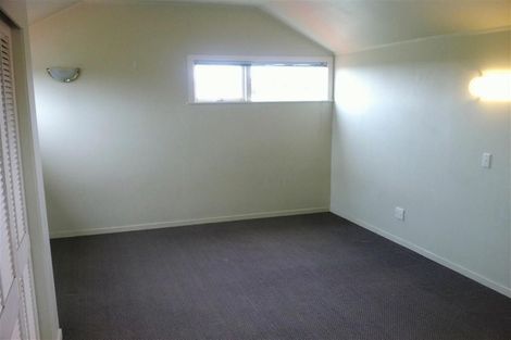 Photo of property in 20 Dallinghoe Crescent, Milford, Auckland, 0620