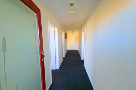 Photo of property in 65 Phillips Street, Sanson, 4817