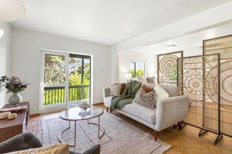 Photo of property in 7 Tranquil Glade, Hillcrest, Auckland, 0627