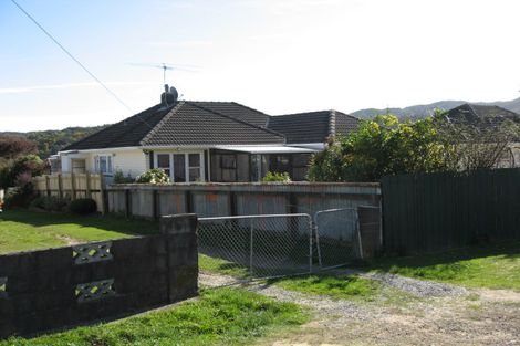 Photo of property in 14 Castlerea Street, Wainuiomata, Lower Hutt, 5014