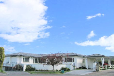Photo of property in 5 Maniapoto Grove, Waipahihi, Taupo, 3330