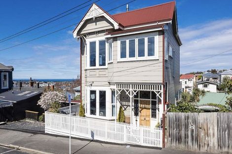 Photo of property in 73 Elm Row, Dunedin Central, Dunedin, 9016