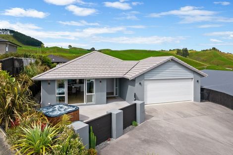 Photo of property in 15 Bryan Gallagher Place, Welcome Bay, Tauranga, 3175