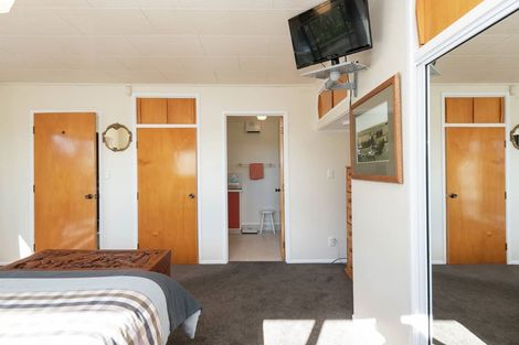 Photo of property in 18 Sheralee Place, Bucklands Beach, Auckland, 2014