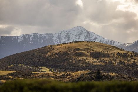 Photo of property in 25 Double Cone Road, Jacks Point, Queenstown, 9371