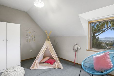 Photo of property in 10 Calvert Place, Shiel Hill, Dunedin, 9013