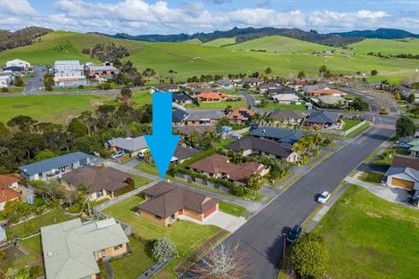 Photo of property in 19 Halyard Loop, Haruru, 0204