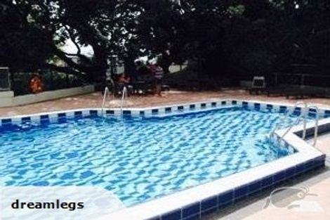 Photo of property in 1e/175 Hurstmere Road, Takapuna, Auckland, 0622