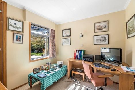 Photo of property in 431 Te Moana Road, Waikanae, 5036