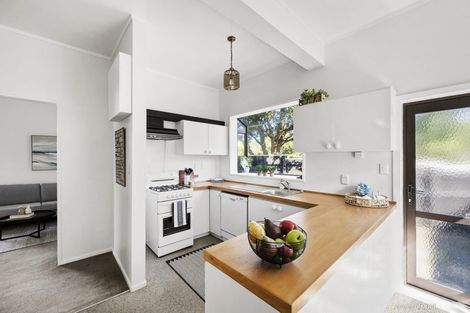 Photo of property in 7 View Road, Houghton Bay, Wellington, 6023