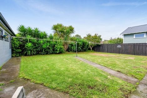 Photo of property in 53 Parris Street, Waitara, 4320