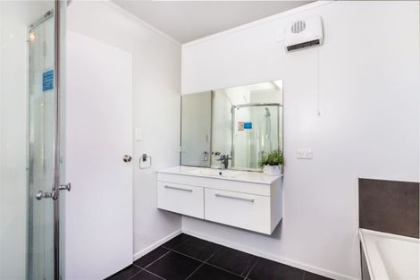 Photo of property in 17 Kiddle Drive, Hilltop, Taupo, 3330