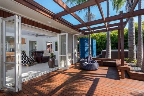 Photo of property in 24 Tyrian Close, Half Moon Bay, Auckland, 2012