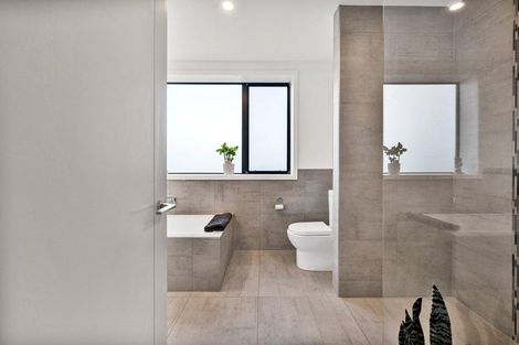 Photo of property in 16a Links Drive, Waiwhakaiho, New Plymouth, 4312