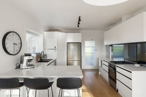 Photo of property in 19 Hinton Avenue, Forest Lake, Hamilton, 3200