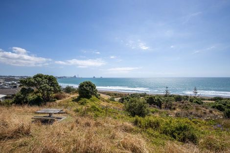 Photo of property in 42b Sackville Street, Fitzroy, New Plymouth, 4312