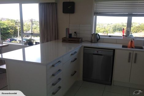 Photo of property in 147 Glenfield Road, Hillcrest, Auckland, 0626