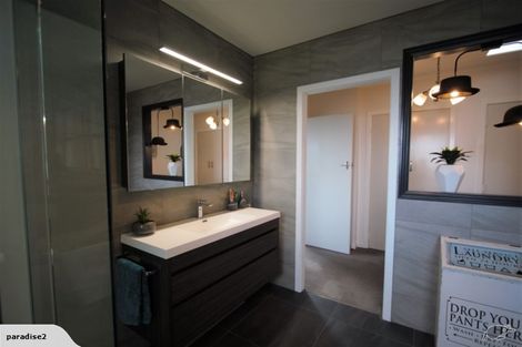 Photo of property in 5 Brooke Road, Red Hill, Papakura, 2110