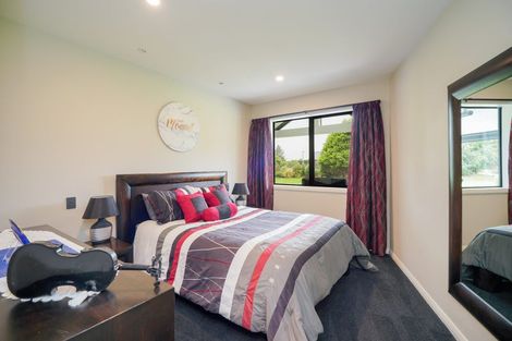 Photo of property in 171 Dunns Road, Otatara, Invercargill, 9879
