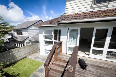 Photo of property in 4/59 Rangatira Road, Beach Haven, Auckland, 0626