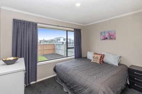 Photo of property in 409 Main Road North, Redwood, Christchurch, 8051