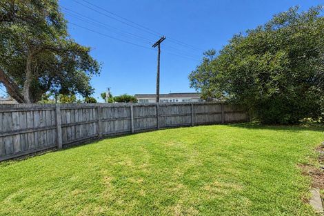 Photo of property in 80 Tiraumea Drive, Pakuranga, Auckland, 2010