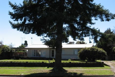 Photo of property in 122 Balmoral Drive, Tokoroa, 3420