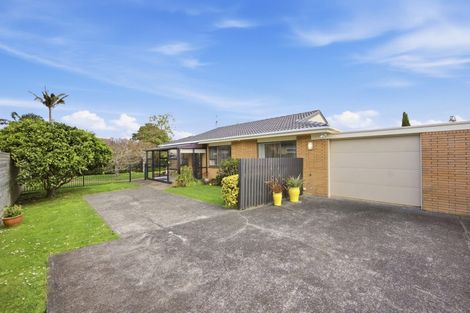Photo of property in 2/82 Florence Avenue, Orewa, 0931