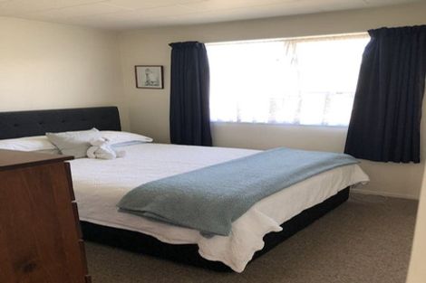 Photo of property in 5 Porritt Place, Tamatea, Napier, 4112