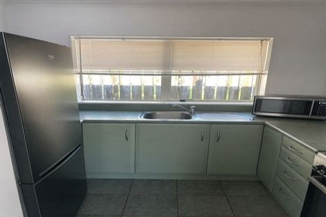 Photo of property in 12 Medina Place, Half Moon Bay, Auckland, 2012