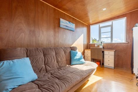 Photo of property in 53 Aorangi Road, Paraparaumu, 5032