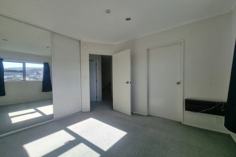 Photo of property in 8 Girton Terrace, Mount Cook, Wellington, 6021