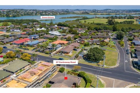 Photo of property in 37 Centreway Road, Orewa, 0931