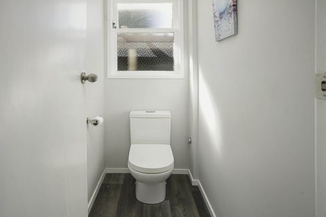 Photo of property in 274 Seaview Road, Stoke, Nelson, 7011