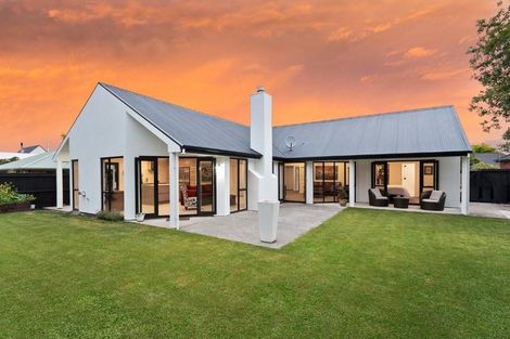 Photo of property in 20 Riverton Terrace, Halswell, Christchurch, 8025