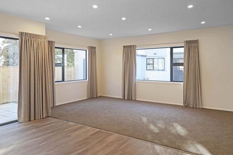 Photo of property in 1/1105 Fergusson Drive, Clouston Park, Upper Hutt, 5018