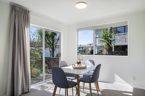 Photo of property in 22 Brightwater Crescent, Totara Park, Upper Hutt, 5018