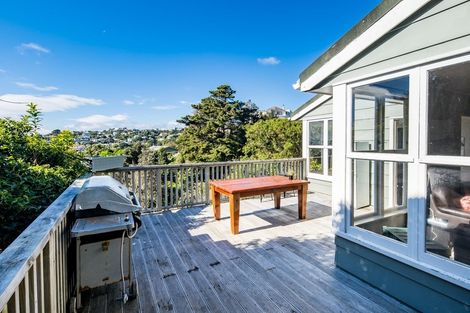 Photo of property in 33 Verviers Street, Karori, Wellington, 6012