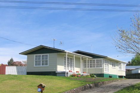 Photo of property in 19 Alison Street, Mangakakahi, Rotorua, 3015