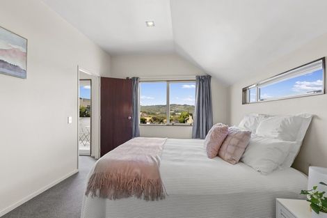 Photo of property in 25 Waverton Terrace, Churton Park, Wellington, 6037