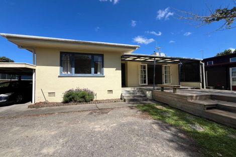 Photo of property in 122 Long Melford Road, Awapuni, Palmerston North, 4412