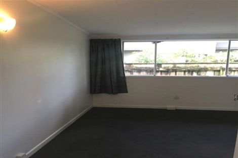 Photo of property in 23 Lillian Place, Orewa, 0931