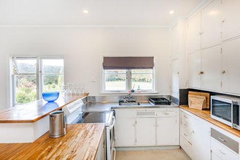 Photo of property in 17 Raumai Road, Bulls, 4894