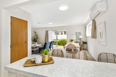 Photo of property in 8b Florio Terrace, Tawa, Wellington, 5028