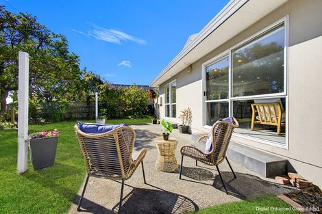 Photo of property in 15 Legorne Lane, Havelock North, 4130